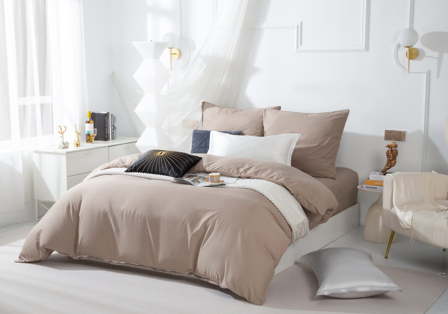 POŚCIEL QUEEN BEŻ ZŁOTA BIZA