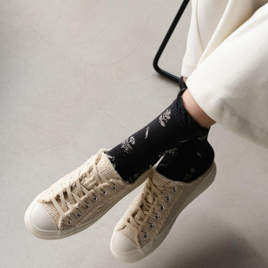 Skarpetki z falbanką