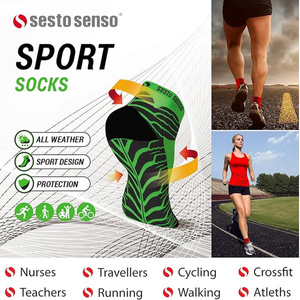 Czerwone oddychające kompresyjne skarpety sportowe unisex Sesto Senso – idealne dla aktywnych