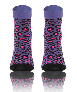 Cętki fioletowe modne skarpety unisex 90% bawełna Finest Sesto Senso – komfort na co dzień