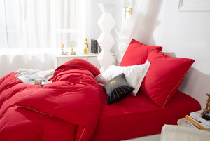 POŚCIEL QUEEN CZERWONY ZŁOTA