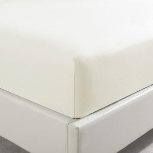 PRZEŚCIERADŁO SATYNA BIAŁY