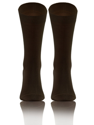 Brązowe bambusowe skarpety męskie garniturowe 4-pak Sesto Senso – komfort i higiena