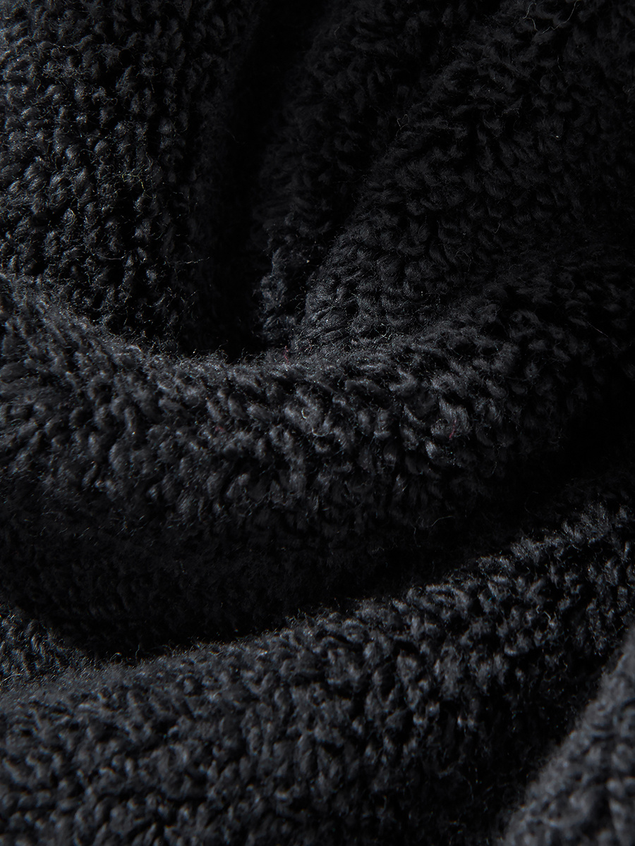 Czarno-biały miękki ręcznik 100% bawełna frotte 500 g/m² Spod Igły i Nitki – domowe SPA