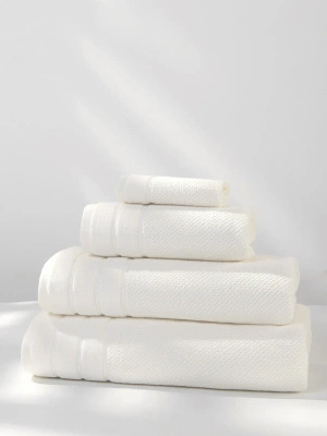 Ręcznik Loren Biały Z Ozdobną Bordiurą