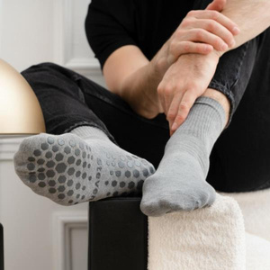 Skarpety bawełniane antypoślizgowe Art. 088