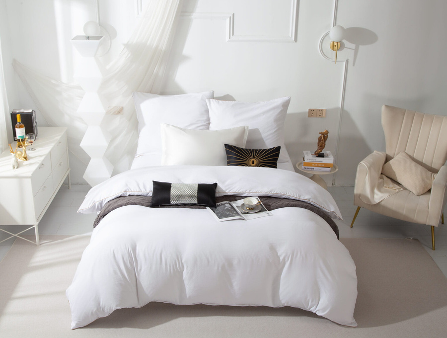 POŚCIEL QUEEN BIAŁA ZŁOTA BIZA