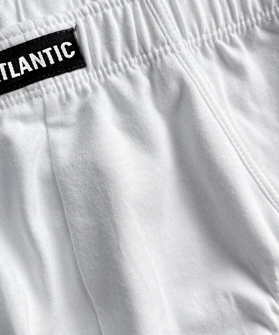 Białe klasyczne majtki męskie 95% bawełna Atlantic – wygoda i komfort na co dzień.