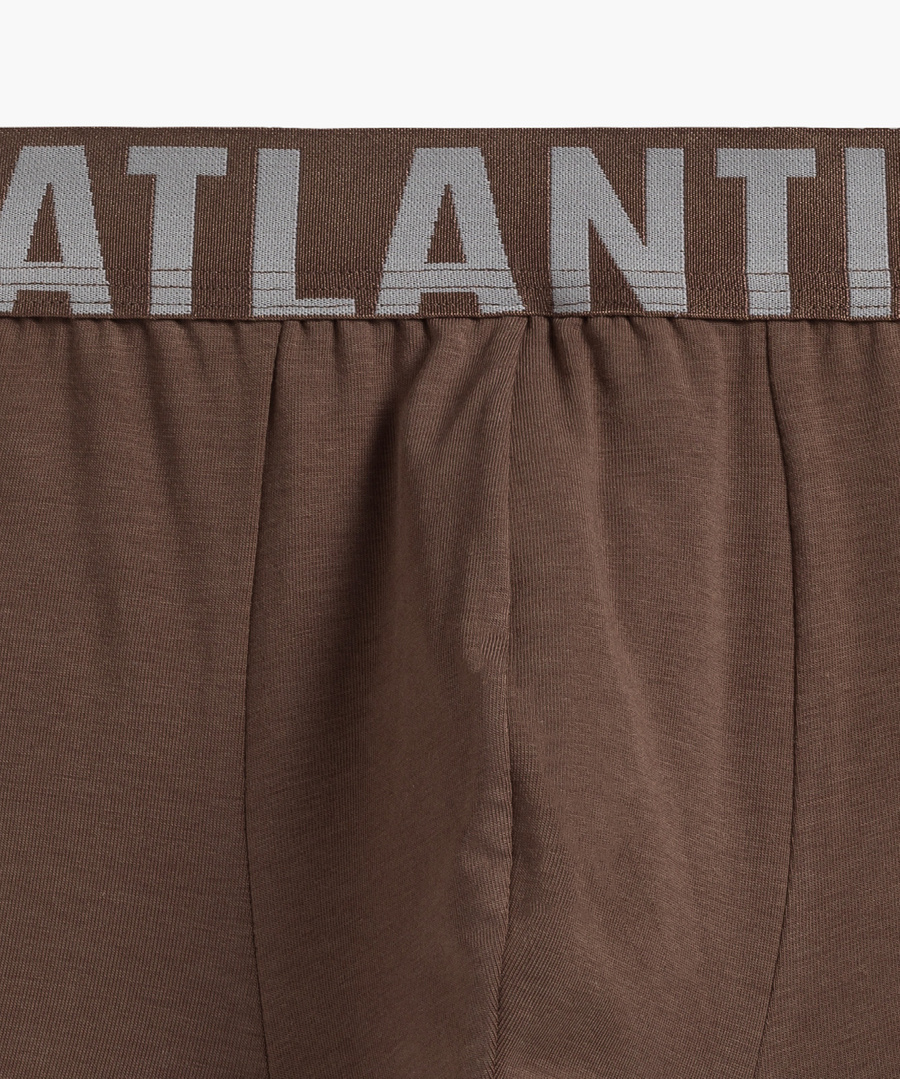 Brązowe obcisłe bokserki męskie 47% modal, 46% bawełna pima Atlantic – komfort i trwałość.
