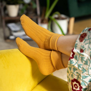 Skarpetki wełniane w prążki art. 093