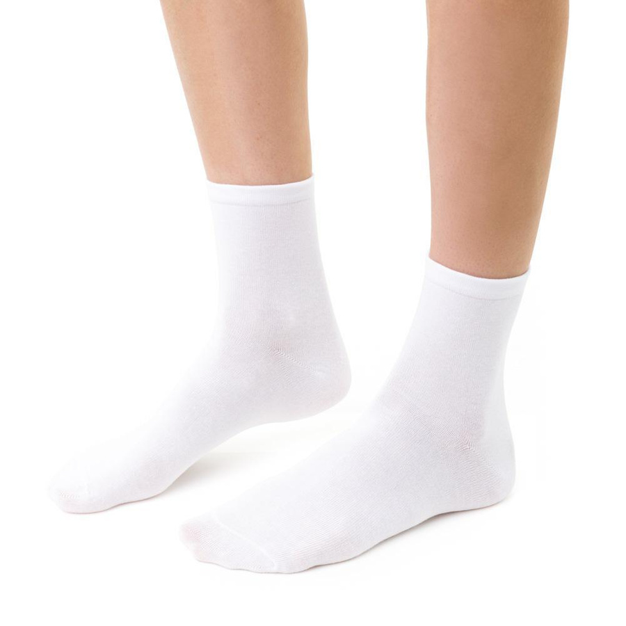 Skarpetki damskie Art. 037 białe Steven