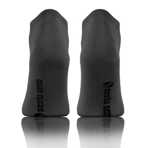 Grafitowe sportowe skarpety 3/4 unisex 90% bawełna Simply Sesto Senso – komfort i ochrona